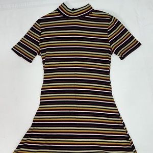 2403 women’s forever 21 dress